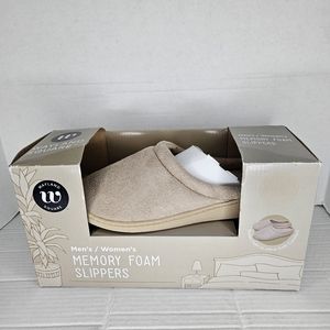 New Wayland Square Unisex Memory Foam Slippers Tan Beige Sz S 6-7 Men 7-8 Womens